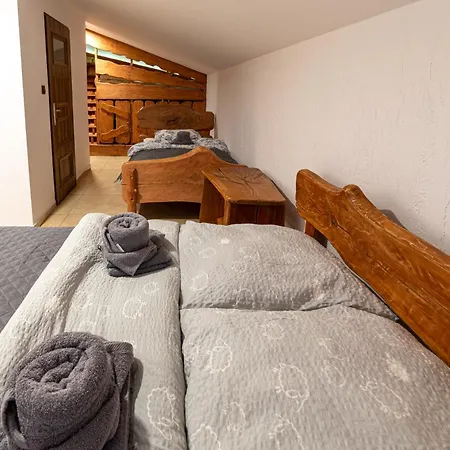 Lägenhet Gosciniec Lomnica (Walbrzych)