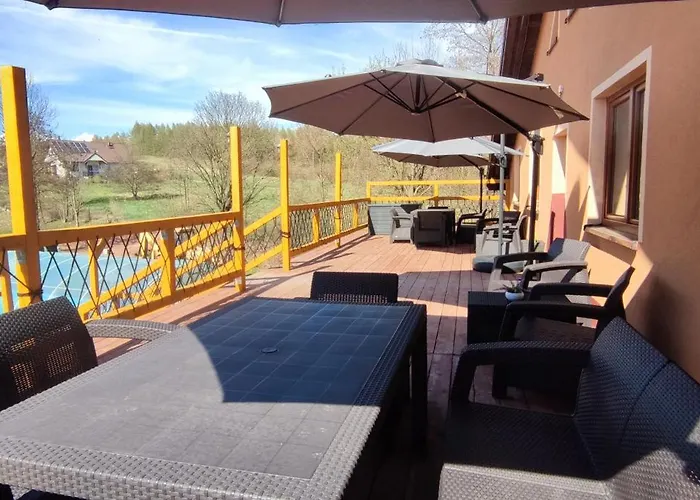 Gosciniec Lomnica (Walbrzych)